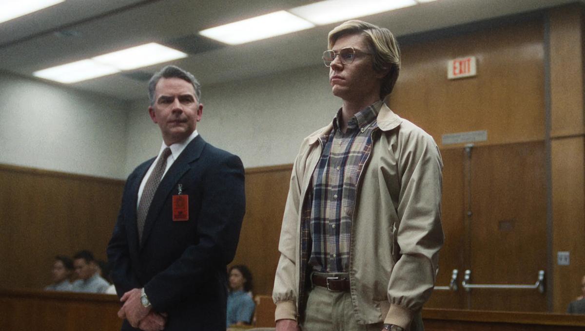 Dahmer - Mostro è la 3ª Serie TV di Netflix a superare il Miliardo di ore Visualizzate